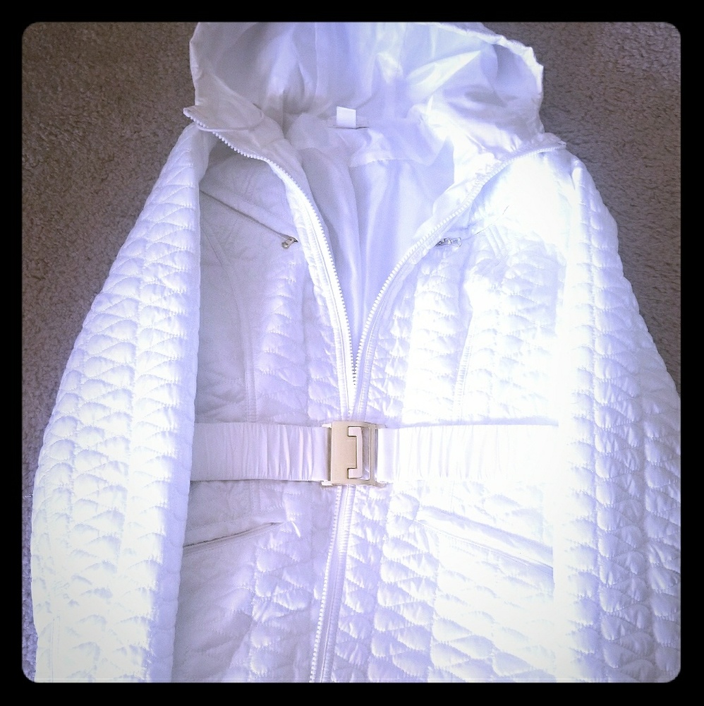 CHICOS JACKET -BRAND NEW